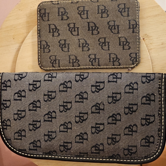 Dooney and Bourke Eyeglass Case and ID Holder - Picture 2 of 2